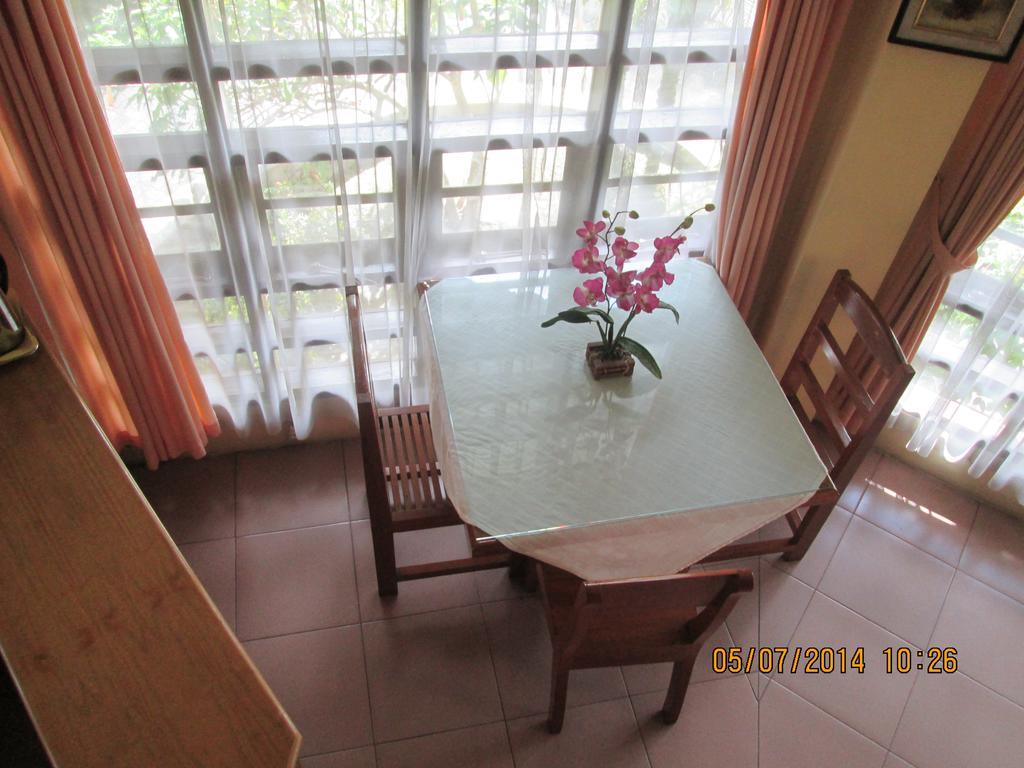 Sapadia Hotel And Cottage Parapat Habitación foto