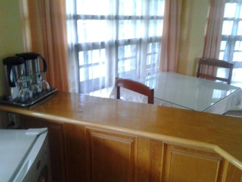 Sapadia Hotel And Cottage Parapat Habitación foto